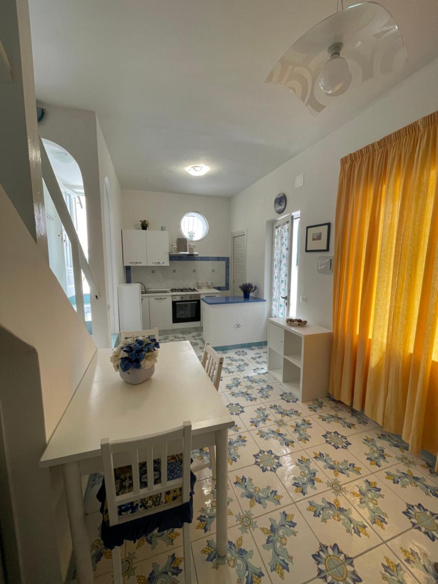 Blue Apartment Forio di Ischia Exterior foto